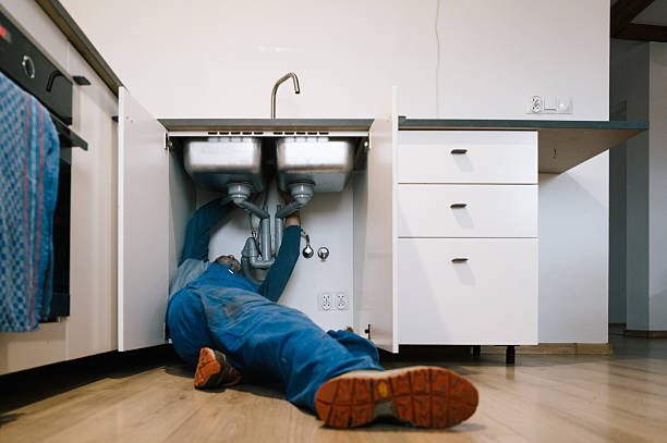 Professional Leak Detection technician working in South Carver, MA